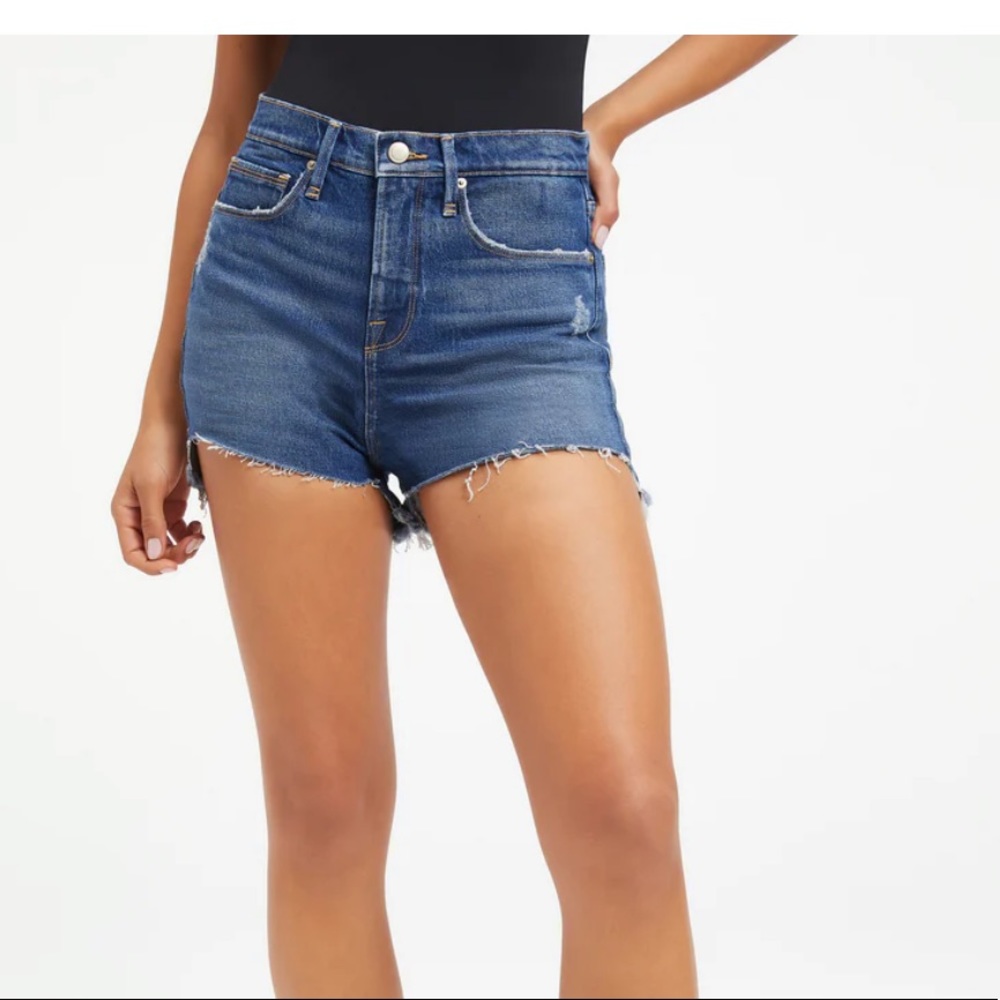 Good American 90s Jean short